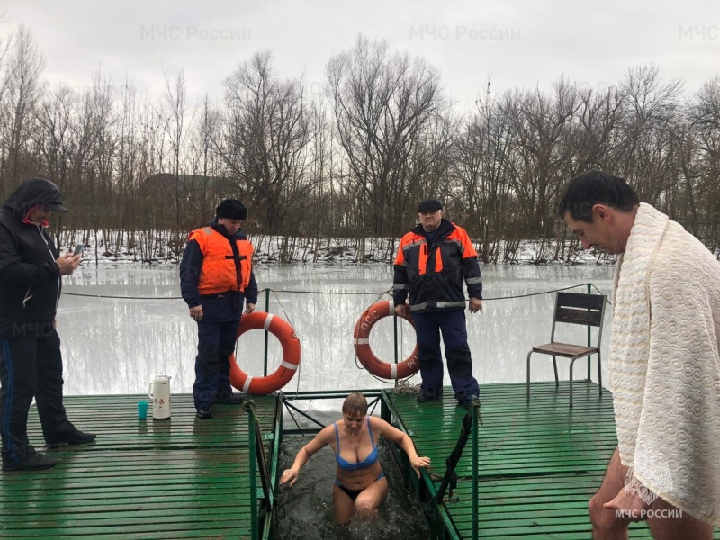 Крещенские купания на Дону  прошли  без происшествий