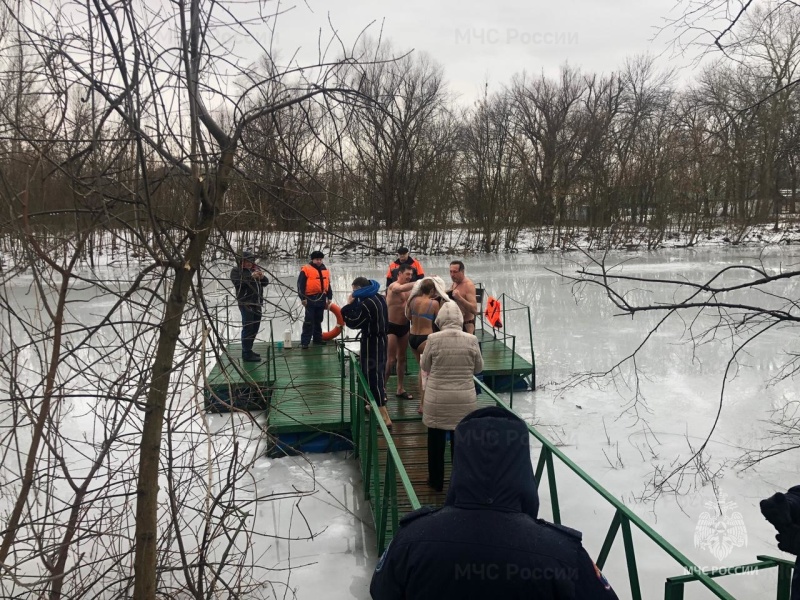 Крещенские купания на Дону  прошли  без происшествий